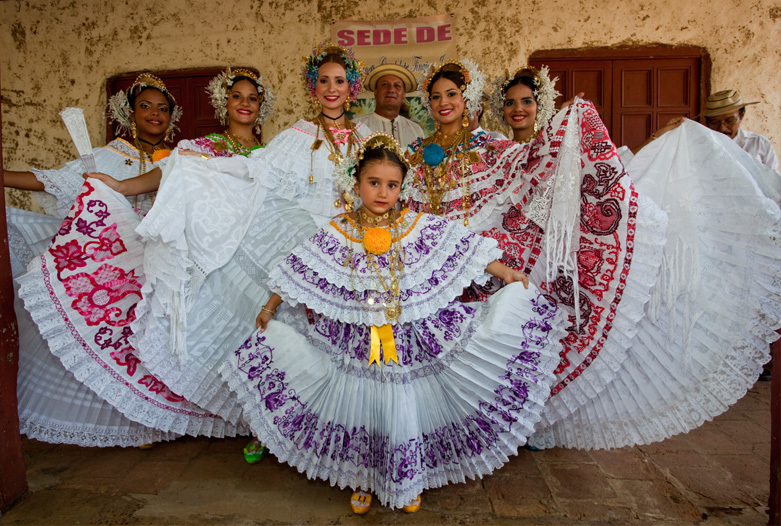 Viajes a Panama | Polleras tradicionales, Panama