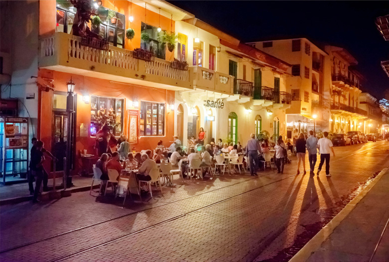 Viajes a Panama | Noche en el Casco Antiguo, Panama Ciudad